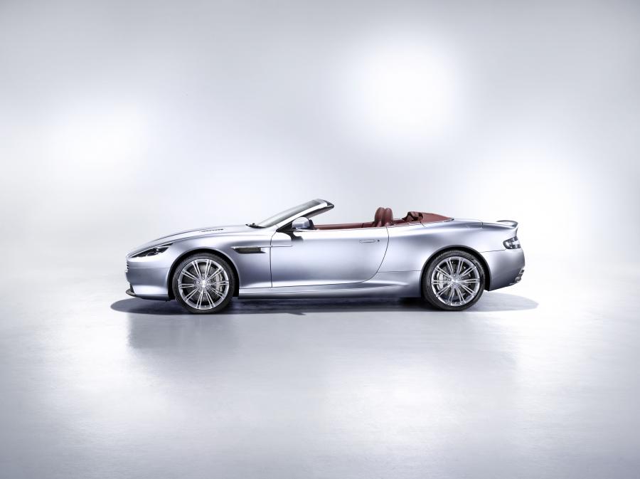  Aston Martin DB9 Volante 2012 года  (UK) (фото 4 из 9)